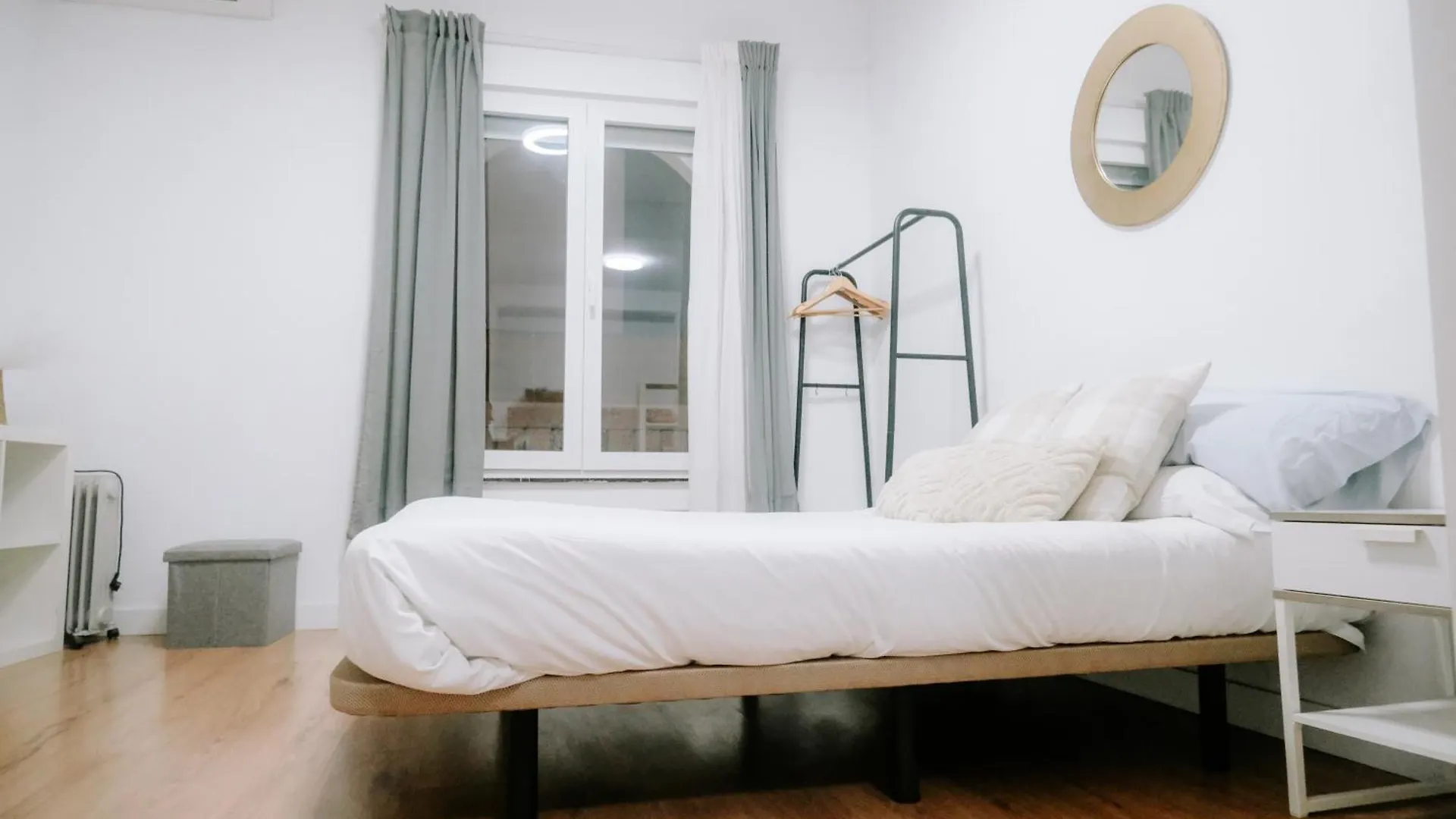 Apartamentos San Roque Seville 0*,