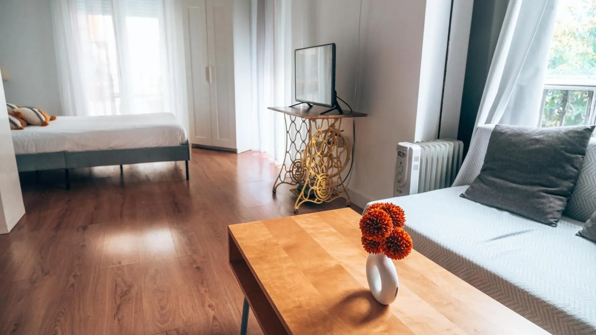 Apartamentos San Roque Seville 0*,  Spain